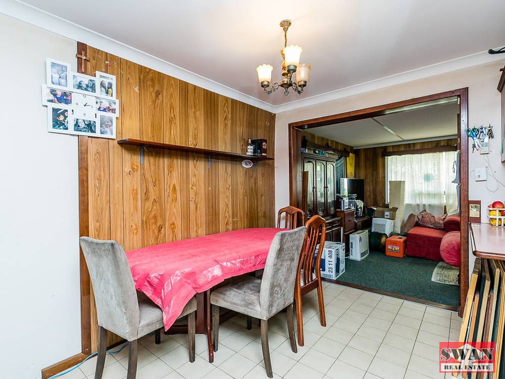 19 Vanessa Way, Swan View, WA 6056