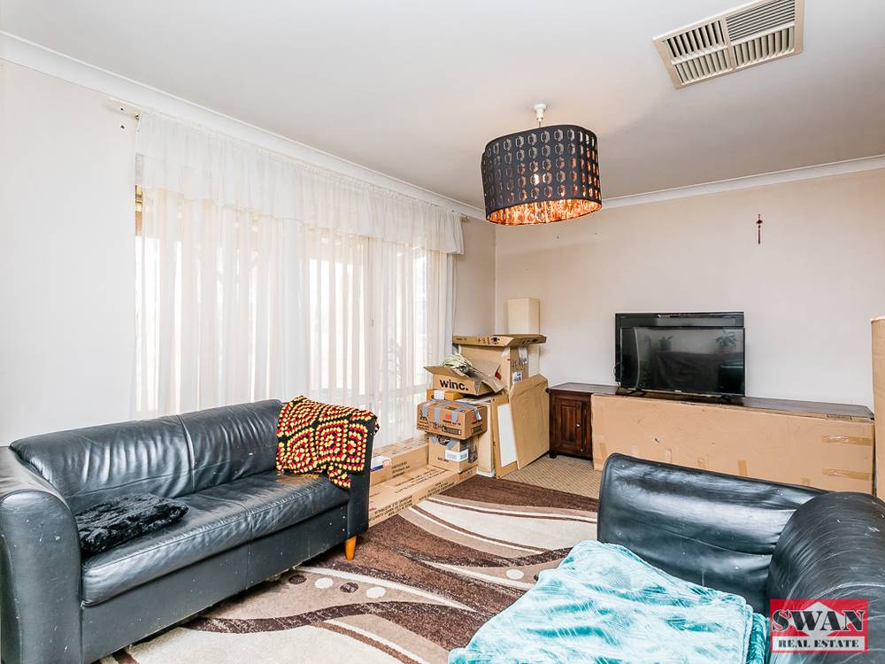 19 Vanessa Way, Swan View, WA 6056