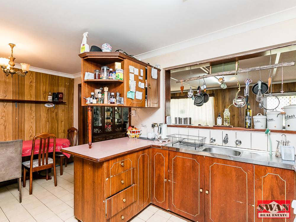 19 Vanessa Way, Swan View, WA 6056