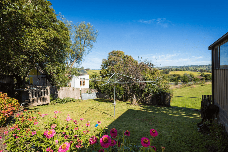 25 Mecklenberg Street, BEGA, NSW 2550