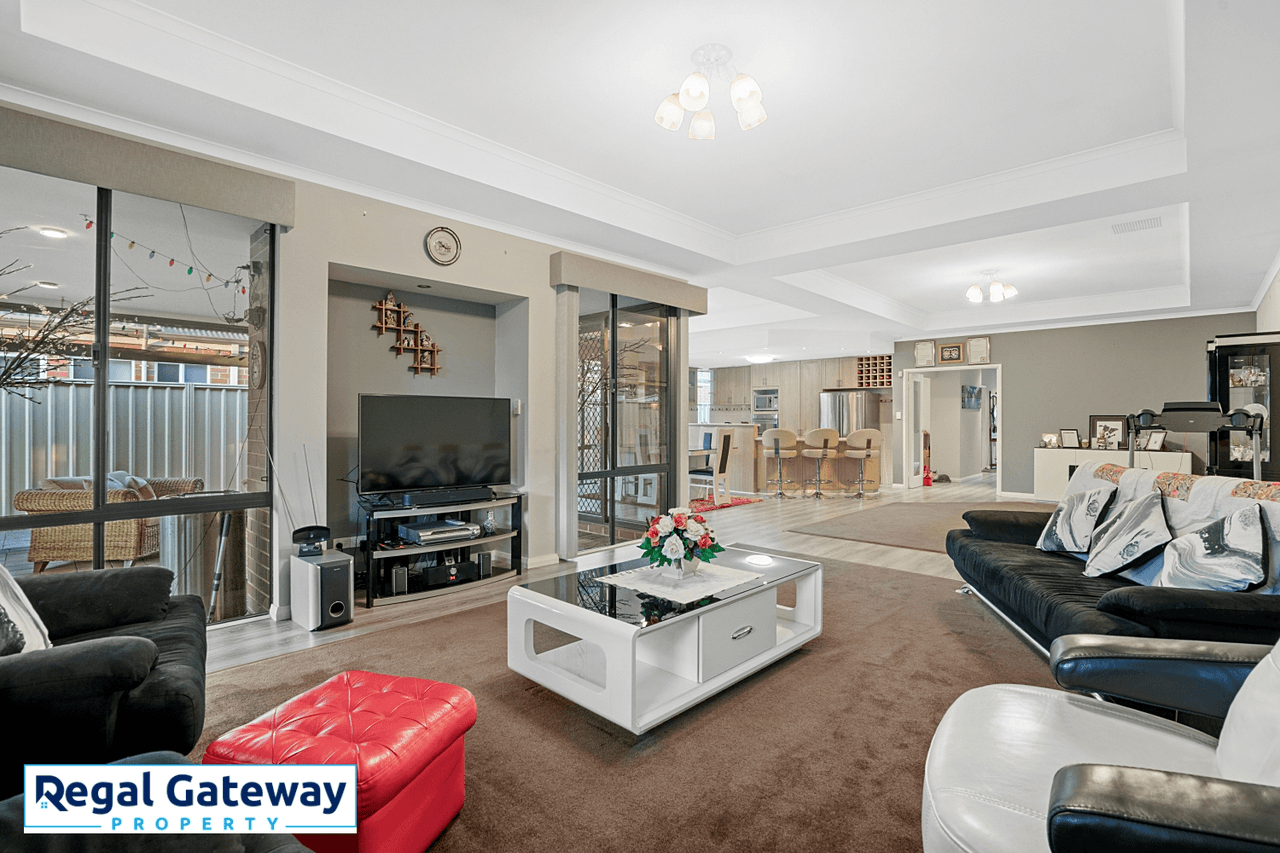 3 Swallowtail Avenue, SUCCESS, WA 6164