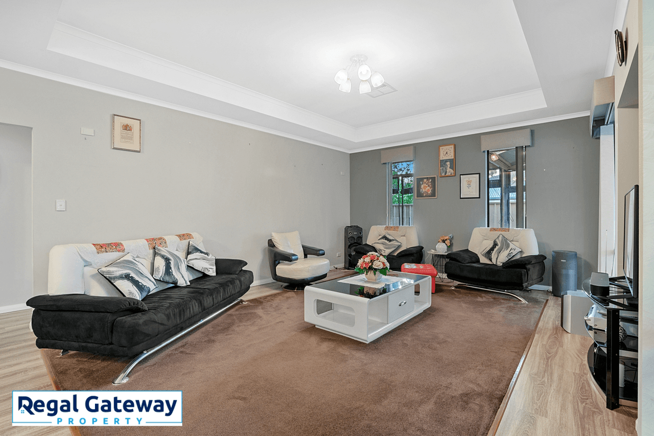 3 Swallowtail Avenue, SUCCESS, WA 6164