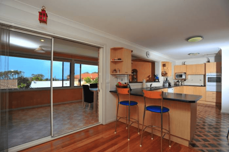 6 Ti Tree Rd, SANDY BEACH, NSW 2456