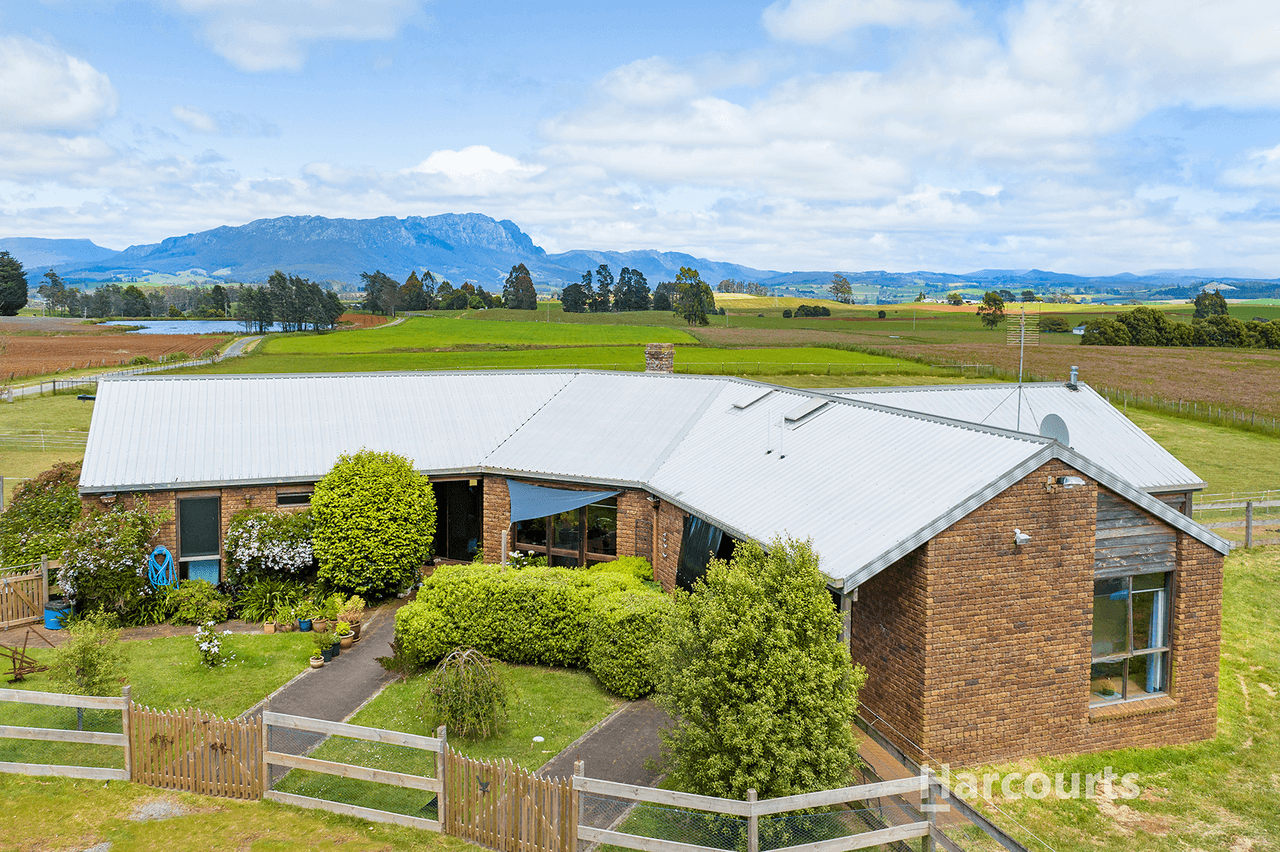 226 Nook Road, SHEFFIELD, TAS 7306