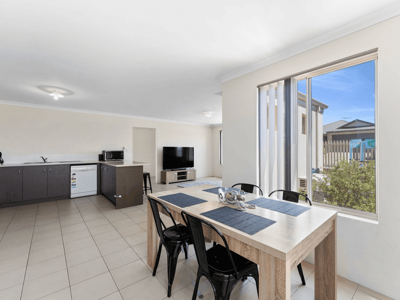 Unit 10/25 Peppermint Gardens, AUBIN GROVE, WA 6164