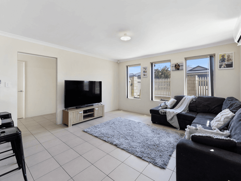 Unit 10/25 Peppermint Gardens, AUBIN GROVE, WA 6164