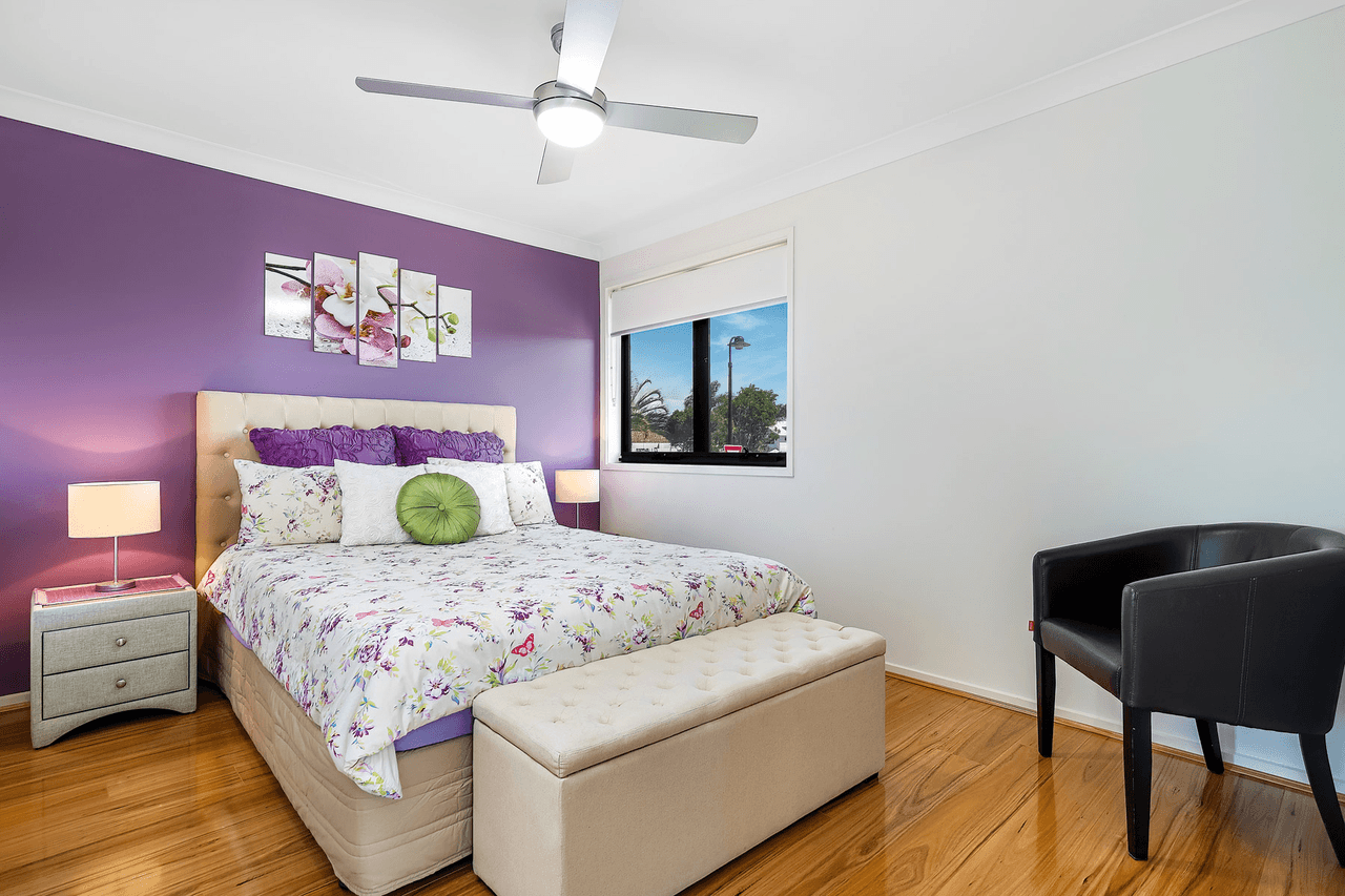 1 Element Street, ELANORA, QLD 4221