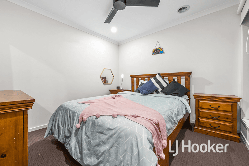 27 Terra Firma Circuit, CLYDE, VIC 3978