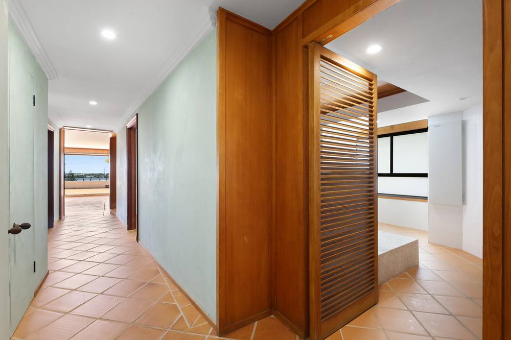 9/66 Marine Parade, Southport, QLD 4215