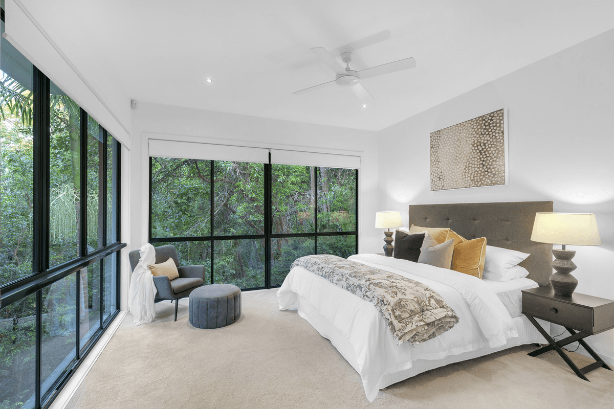 48 Seventh Avenue, St Lucia, QLD 4067