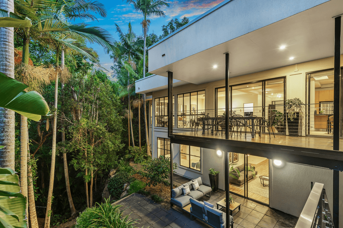 48 Seventh Avenue, St Lucia, QLD 4067