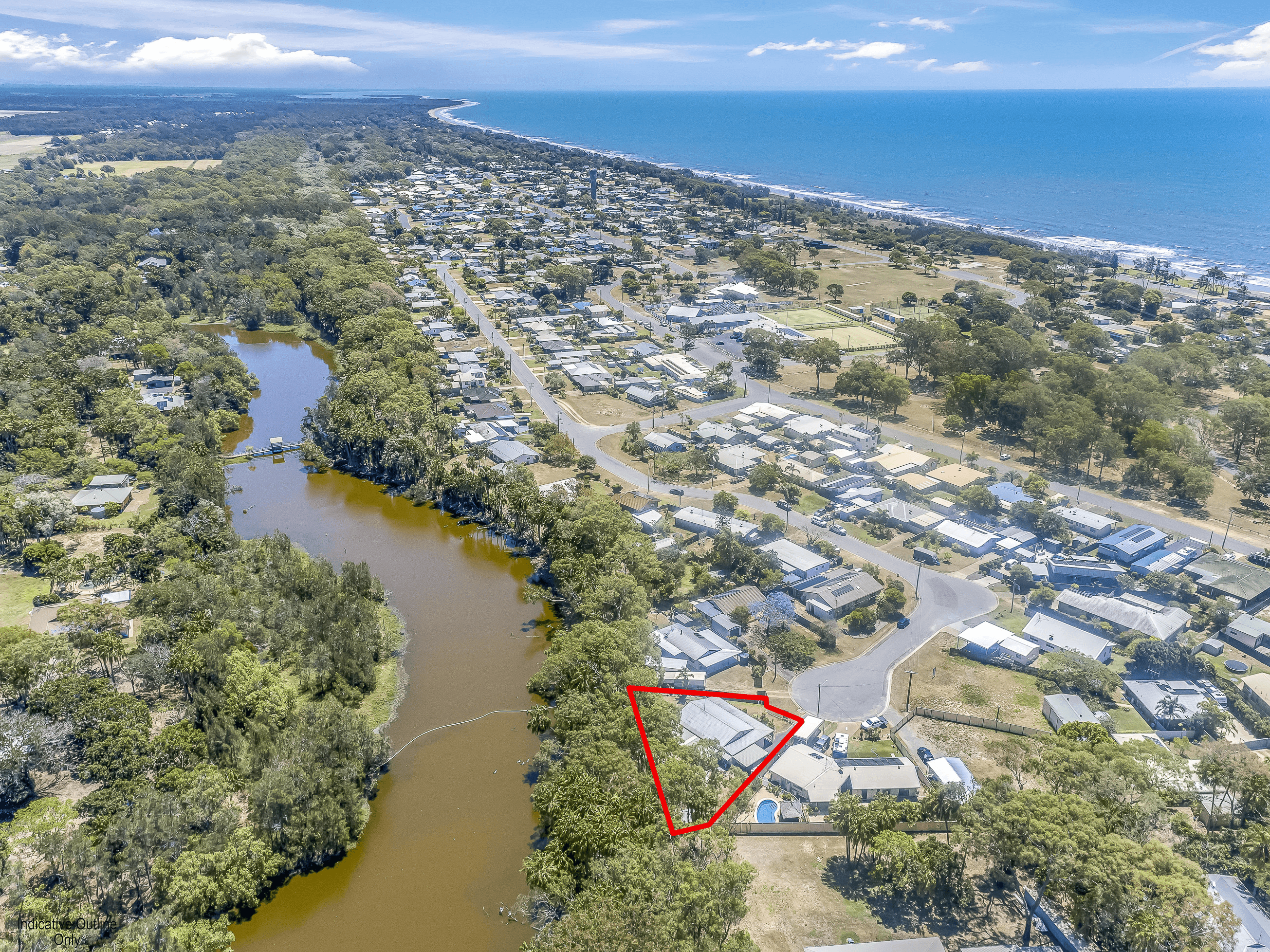 1 Orchid Dr, Moore Park Beach, QLD 4670