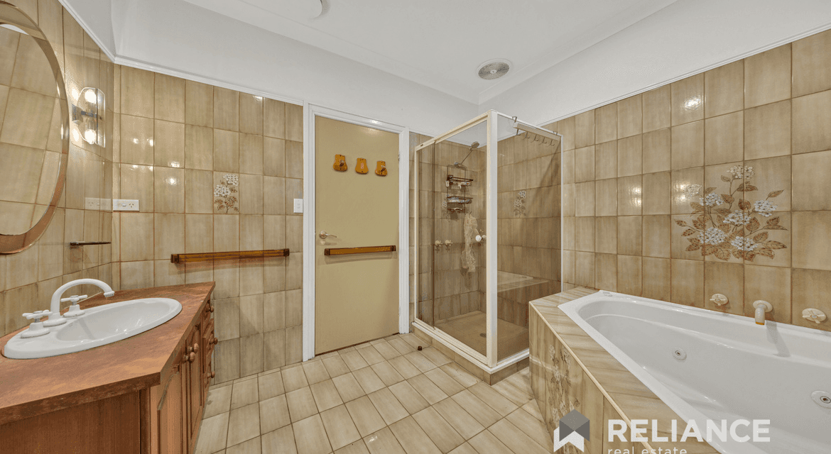 111 Powell Drive, Hoppers Crossing, VIC 3029