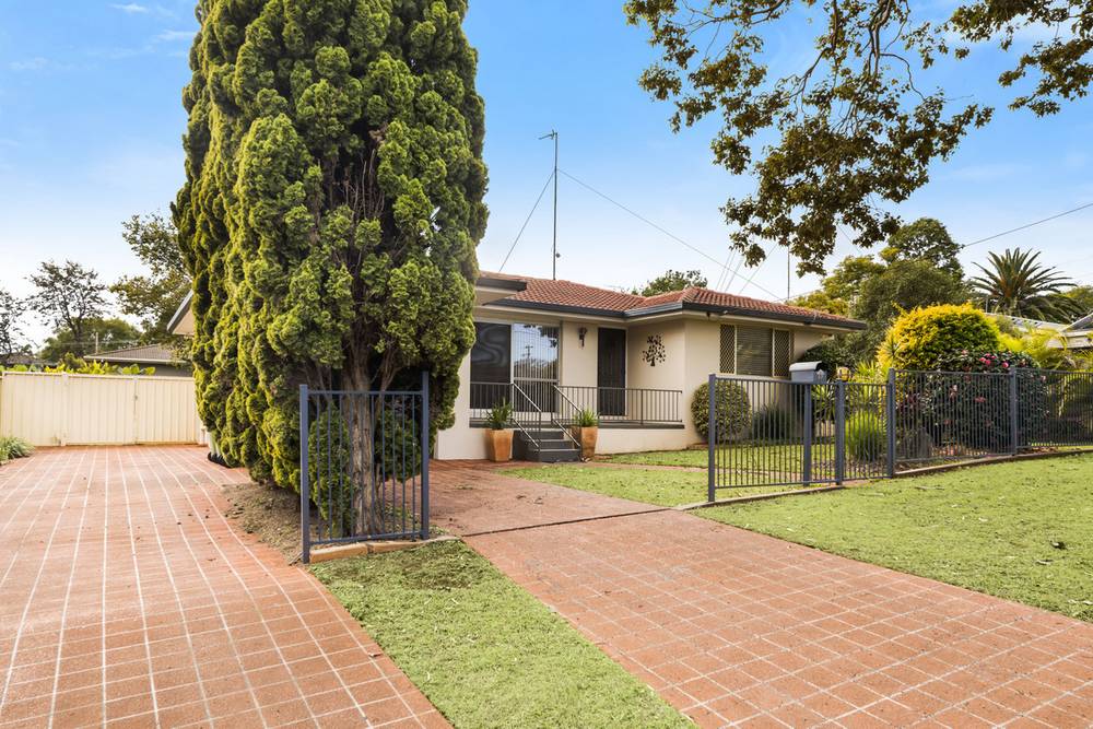 33 Butler Street, Rangeville, QLD 4350