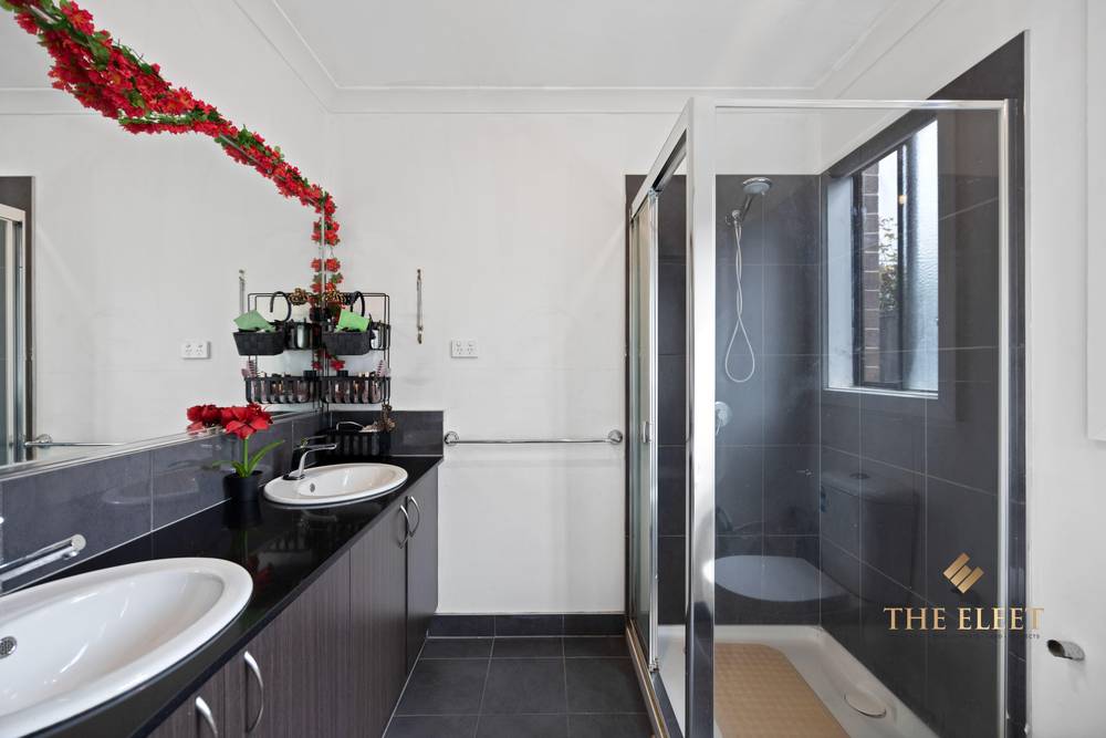 12 Moussa Court, TRUGANINA, VIC 3029