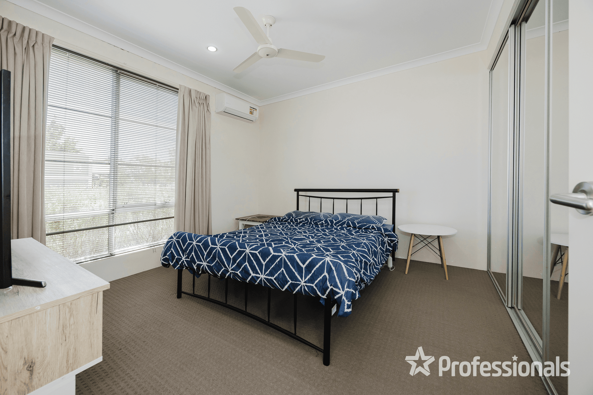 42 Delapre Drive, ELLENBROOK, WA 6069