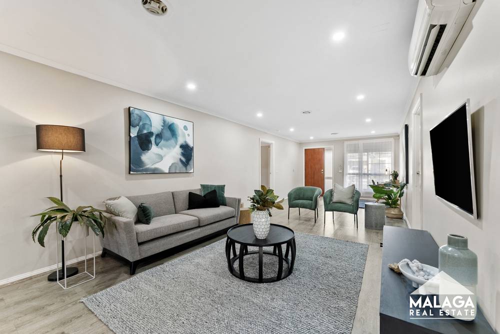 13 Macklin Way, CAROLINE SPRINGS, VIC 3023