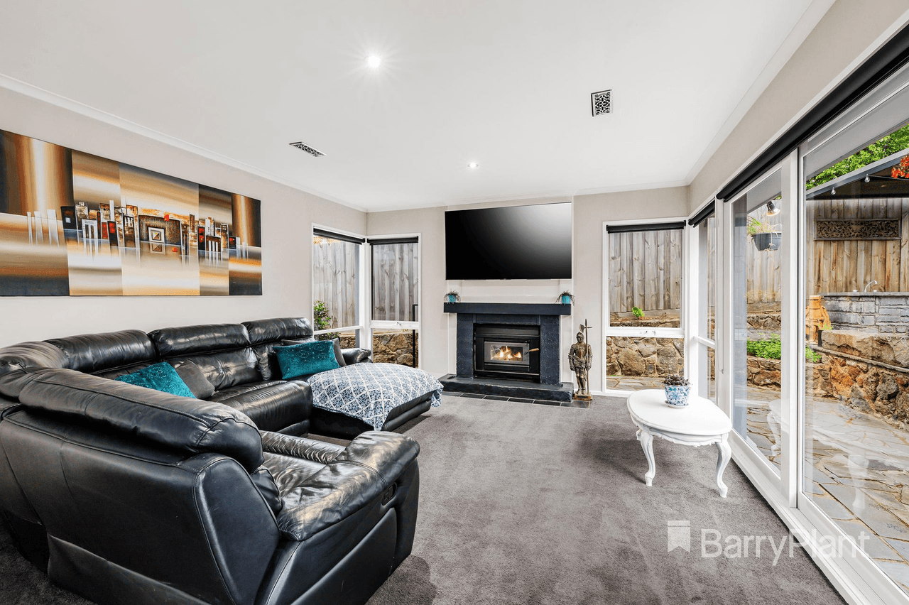 8 Sunrise Drive, Greensborough, VIC 3088