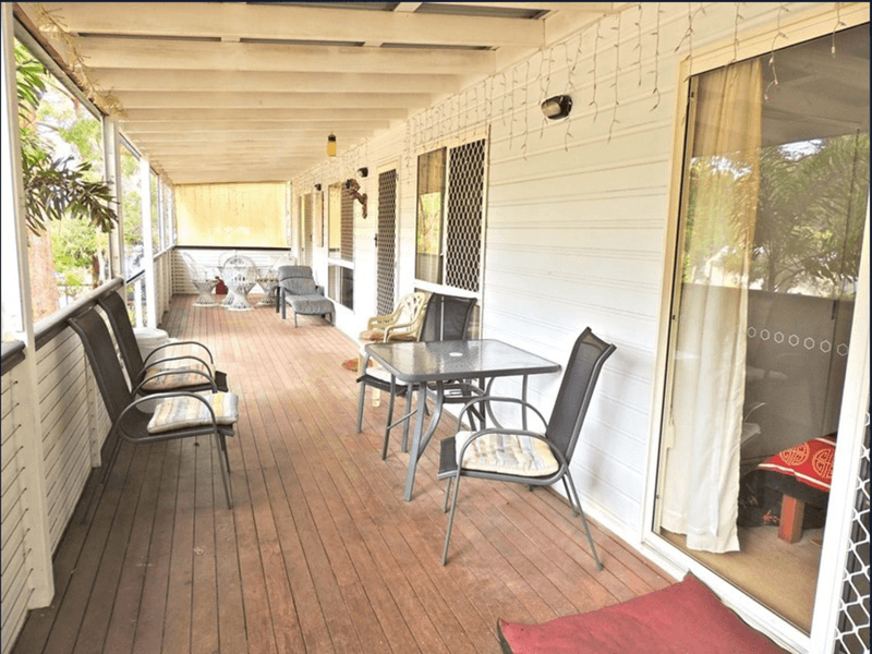 2 Parakeet Street, Macleay Island, QLD 4184