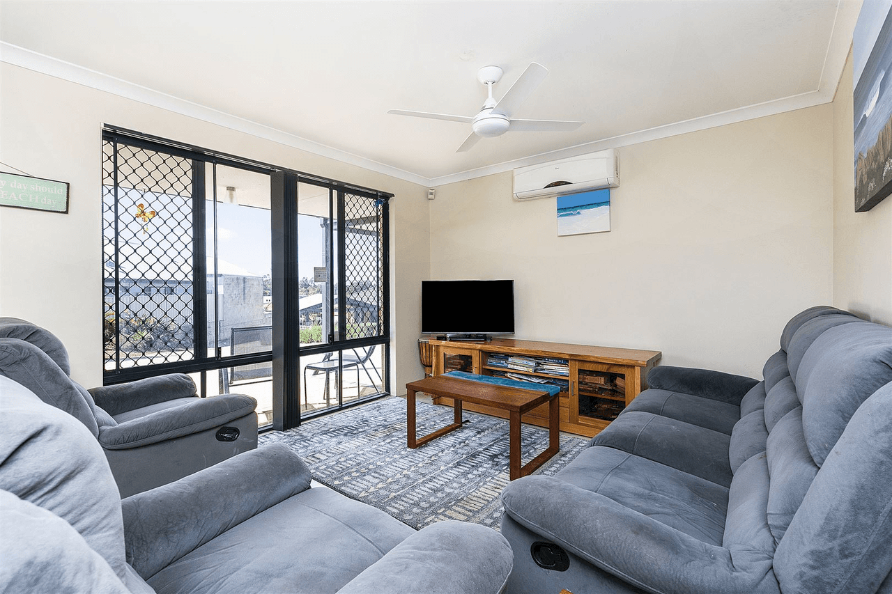 39B La Fayette Boulevard, Bibra Lake, WA 6163