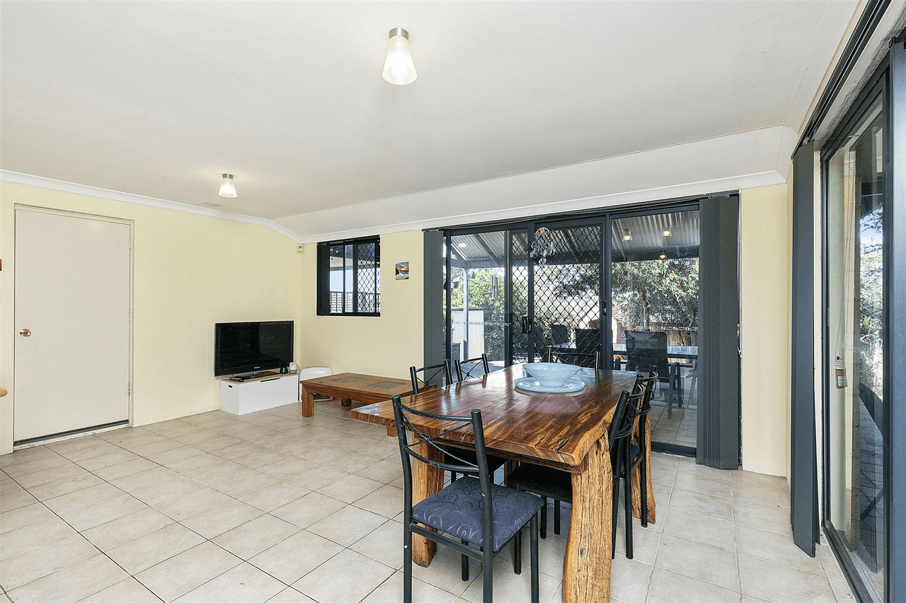 39B La Fayette Boulevard, Bibra Lake, WA 6163