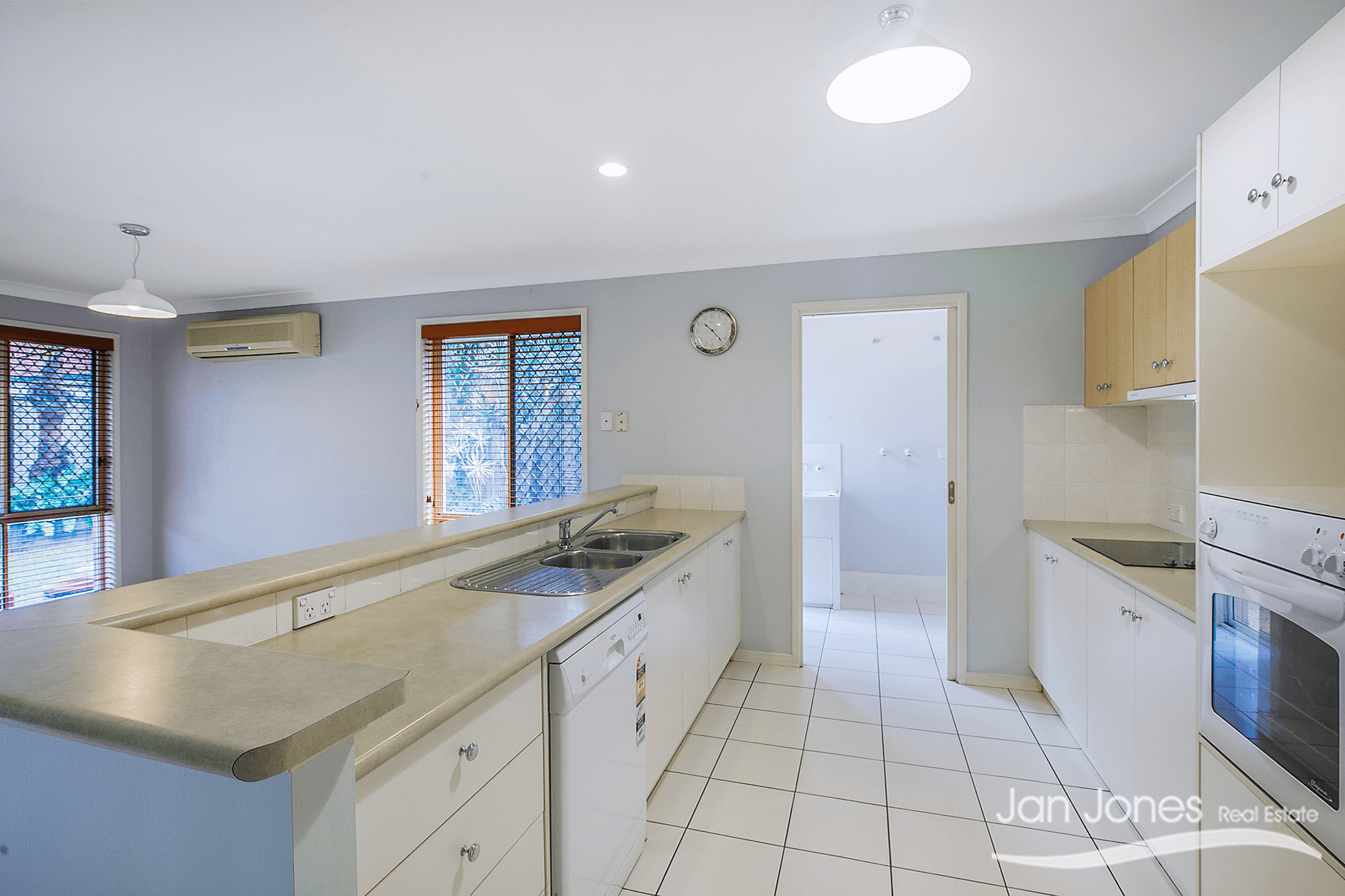 22 Peppertree St, Warner, QLD 4500