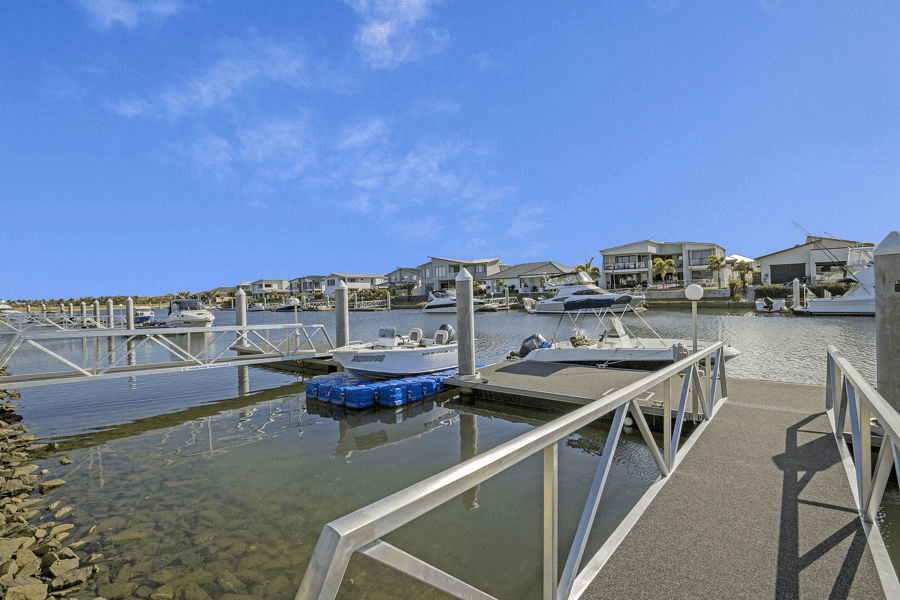 24 Paradise Parade, JACOBS WELL, QLD 4208