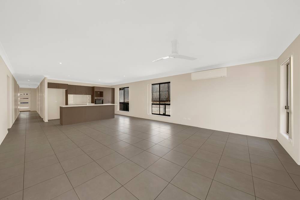 30 Liriope Drive, KIRKWOOD, QLD 4680