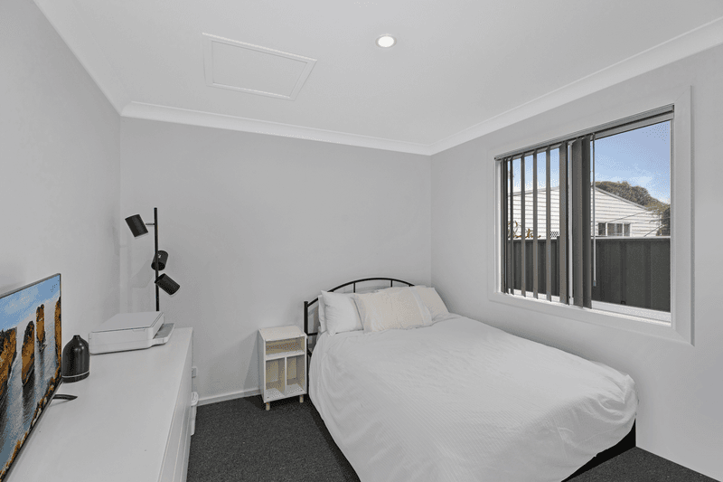 98  Gallipoli Avenue, UMINA BEACH, NSW 2257