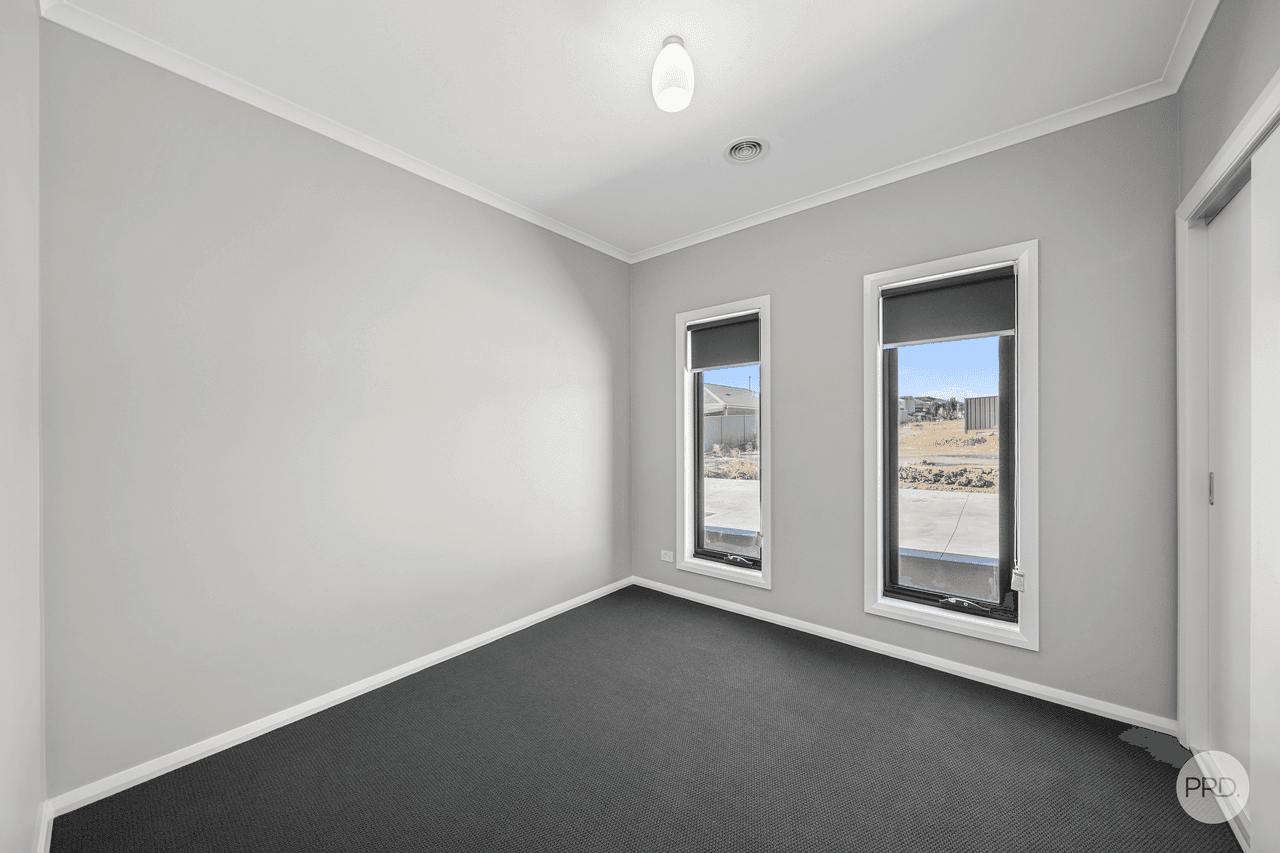 4/2 Eldridge Court, KANGAROO FLAT, VIC 3555