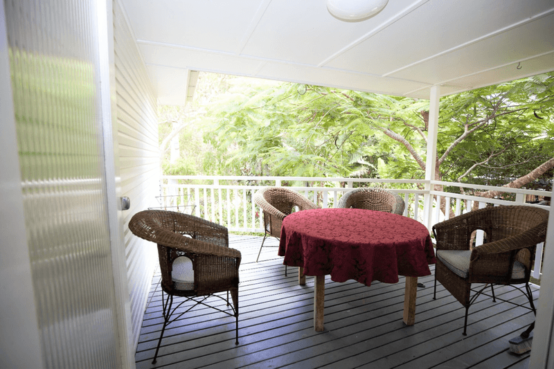 18 Devaney Street, Macleay Island, QLD 4184