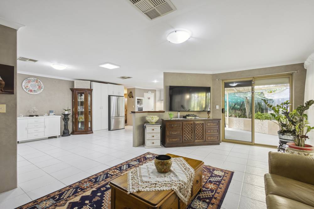 14 Taylor Close, Leda, WA 6170