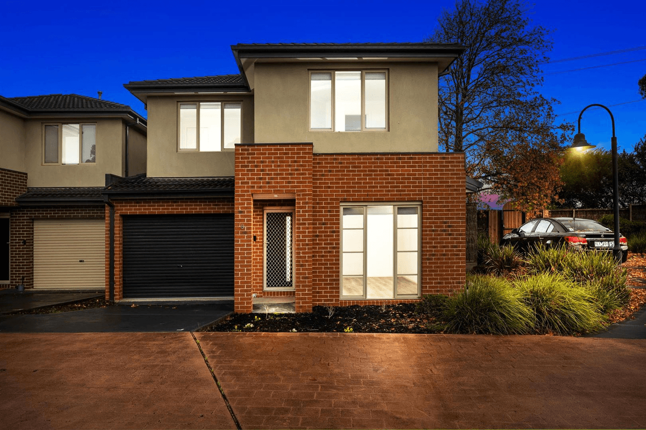 8/19  Robin Drive, Carrum Downs, VIC 3201