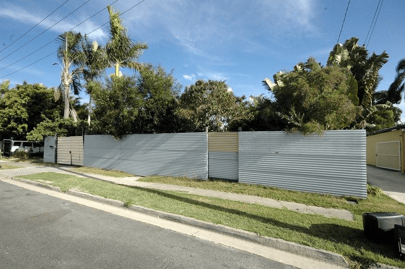 182 Brisbane Road, ARUNDEL, QLD 4214