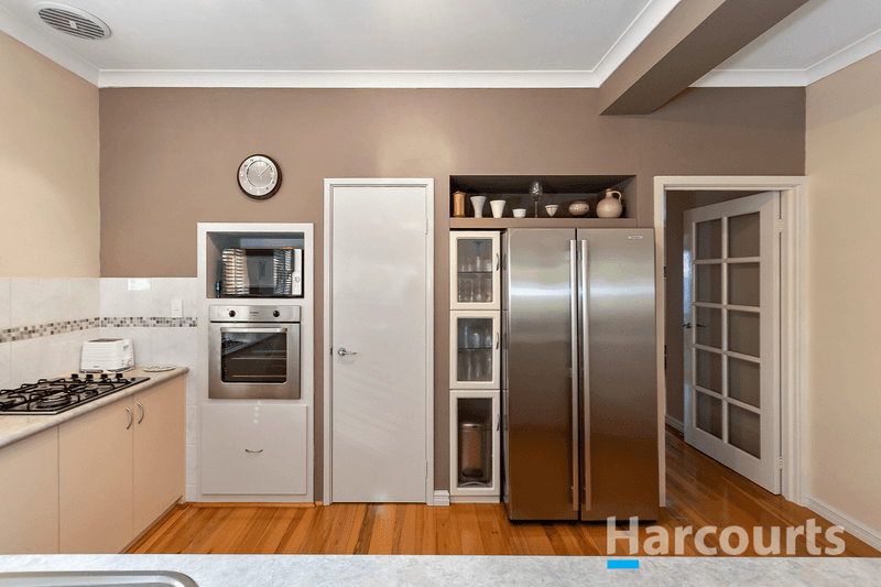 40 Gaudi Way, CLARKSON, WA 6030