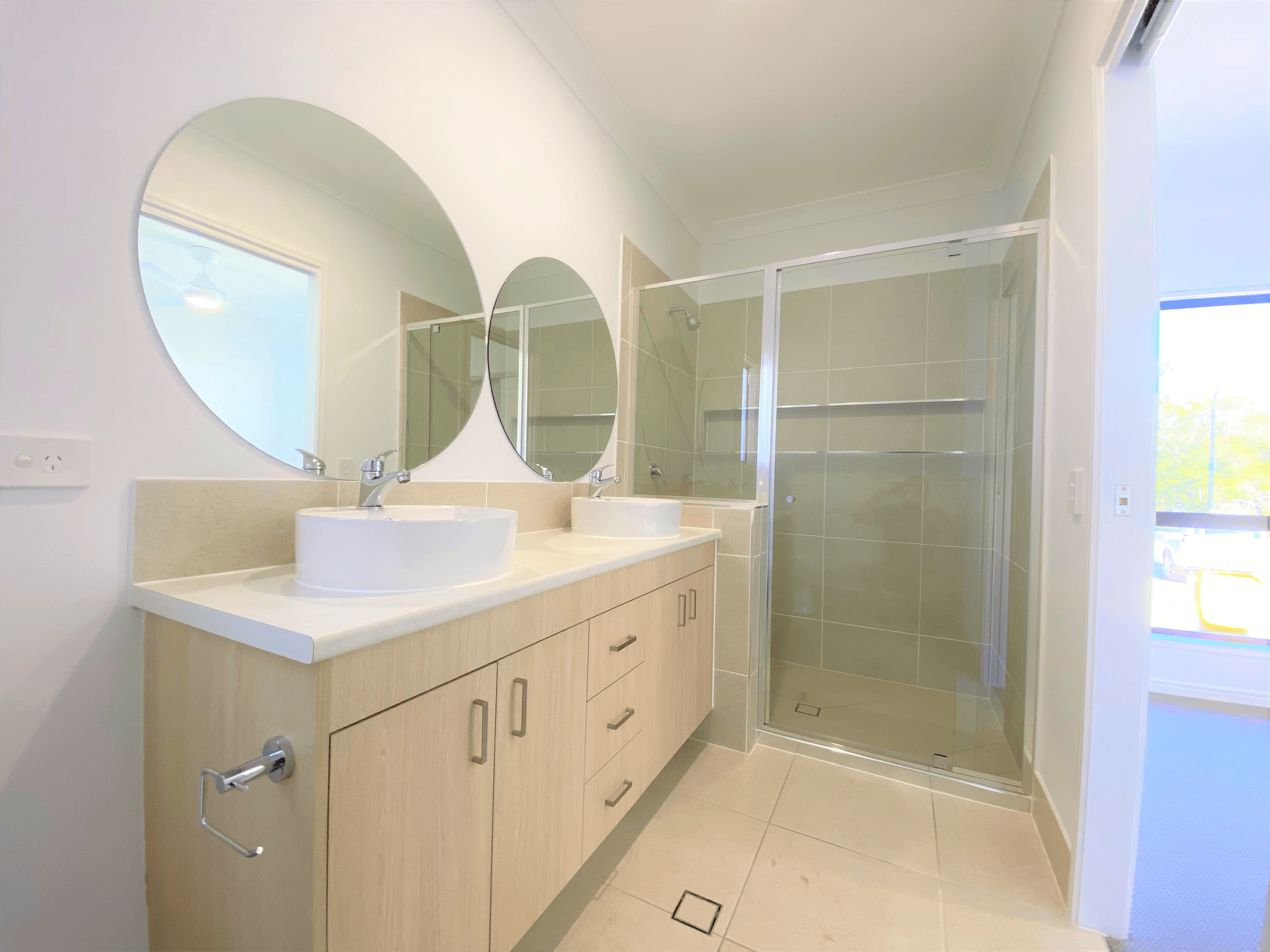 3 Bimbadean Circuit, SOUTHSIDE, QLD 4570