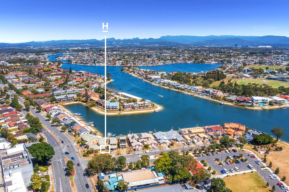 3/2 Bacardi Court, MERMAID WATERS, QLD 4218