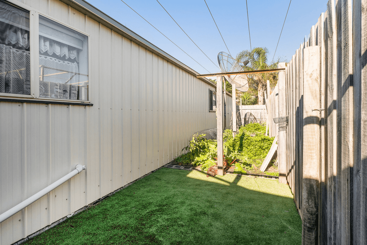 4b Ponderosa Place, Dromana, VIC 3936