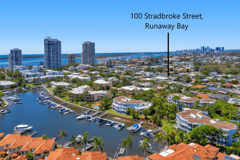 100 Stradbroke St, RUNAWAY BAY, QLD 4216