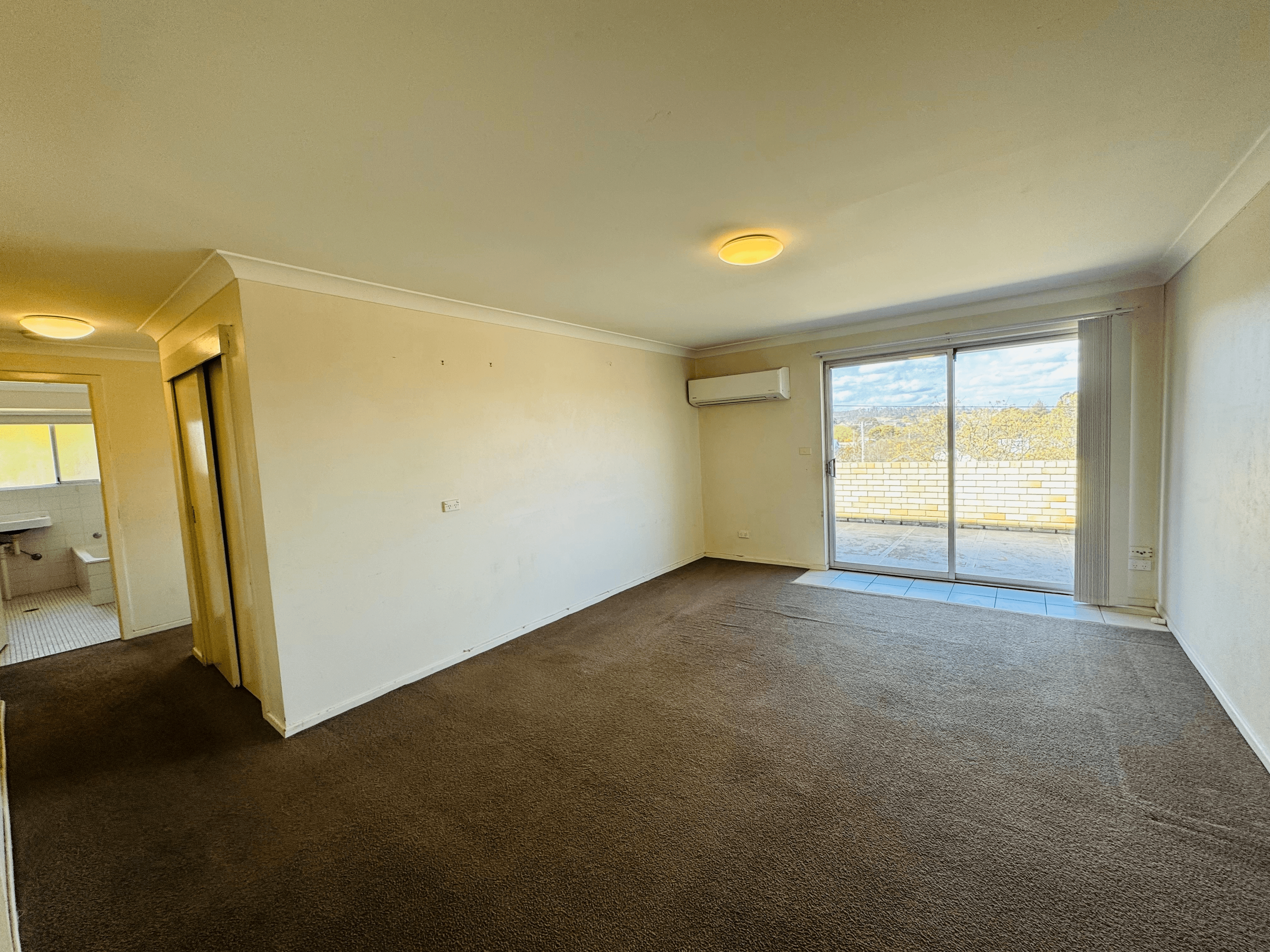 2/36 Marsh Street, ARMIDALE, NSW 2350