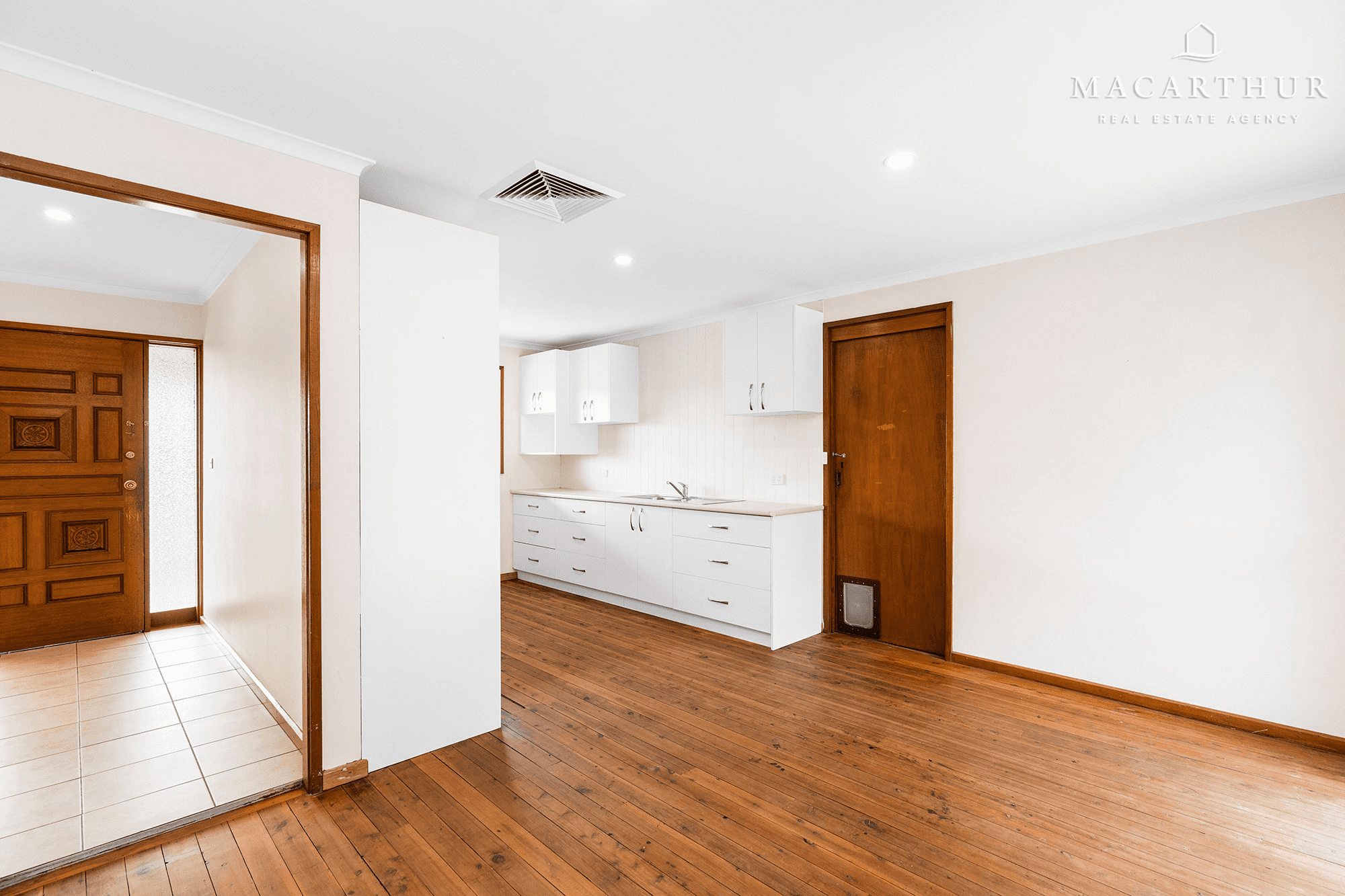 28 Alexander Street, Ashmont, NSW 2650