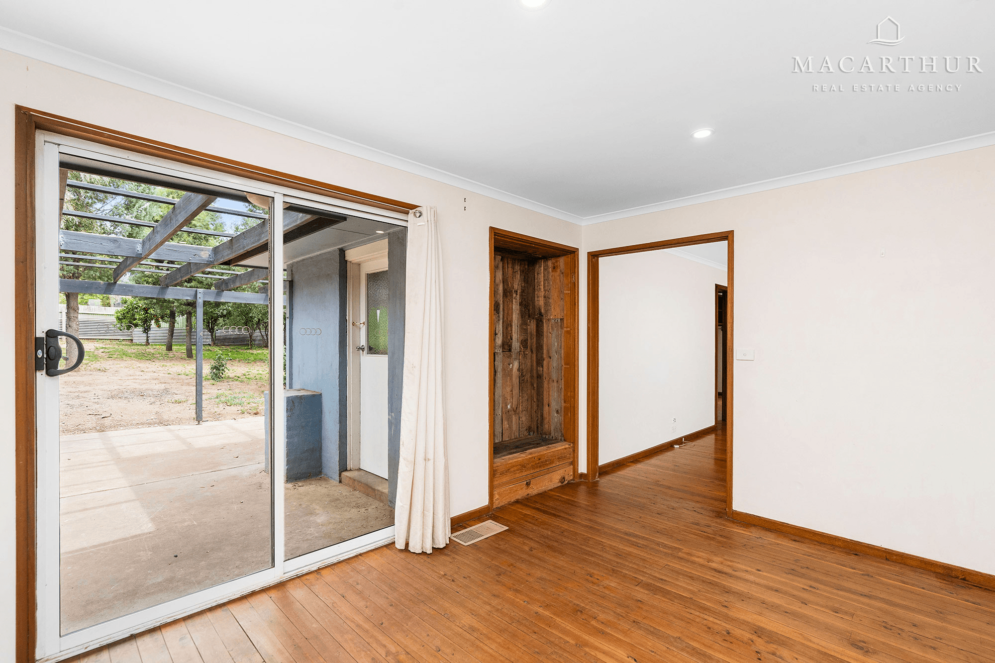 28 Alexander Street, Ashmont, NSW 2650