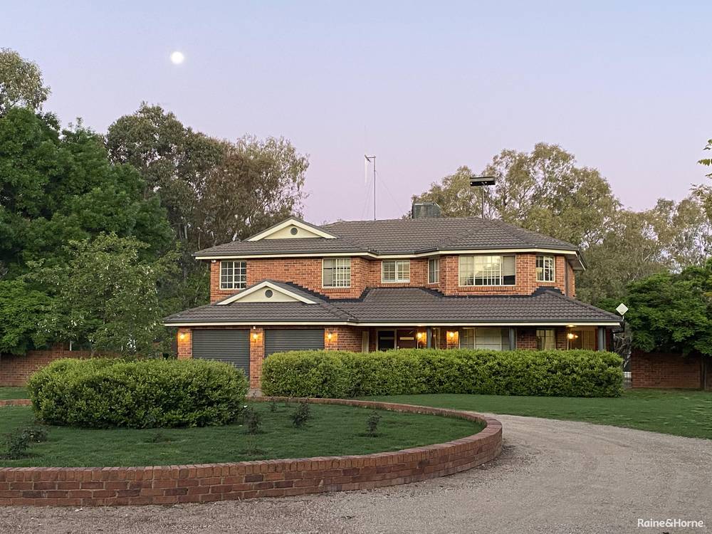 235 Nash Street, PARKES, NSW 2870