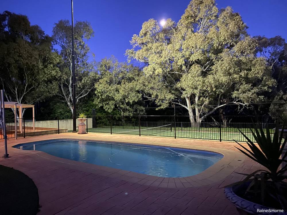 235 Nash Street, PARKES, NSW 2870