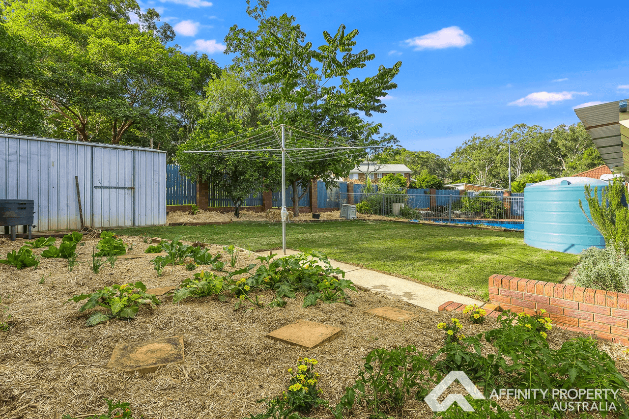 11 Denver Rd, CARSELDINE, QLD 4034