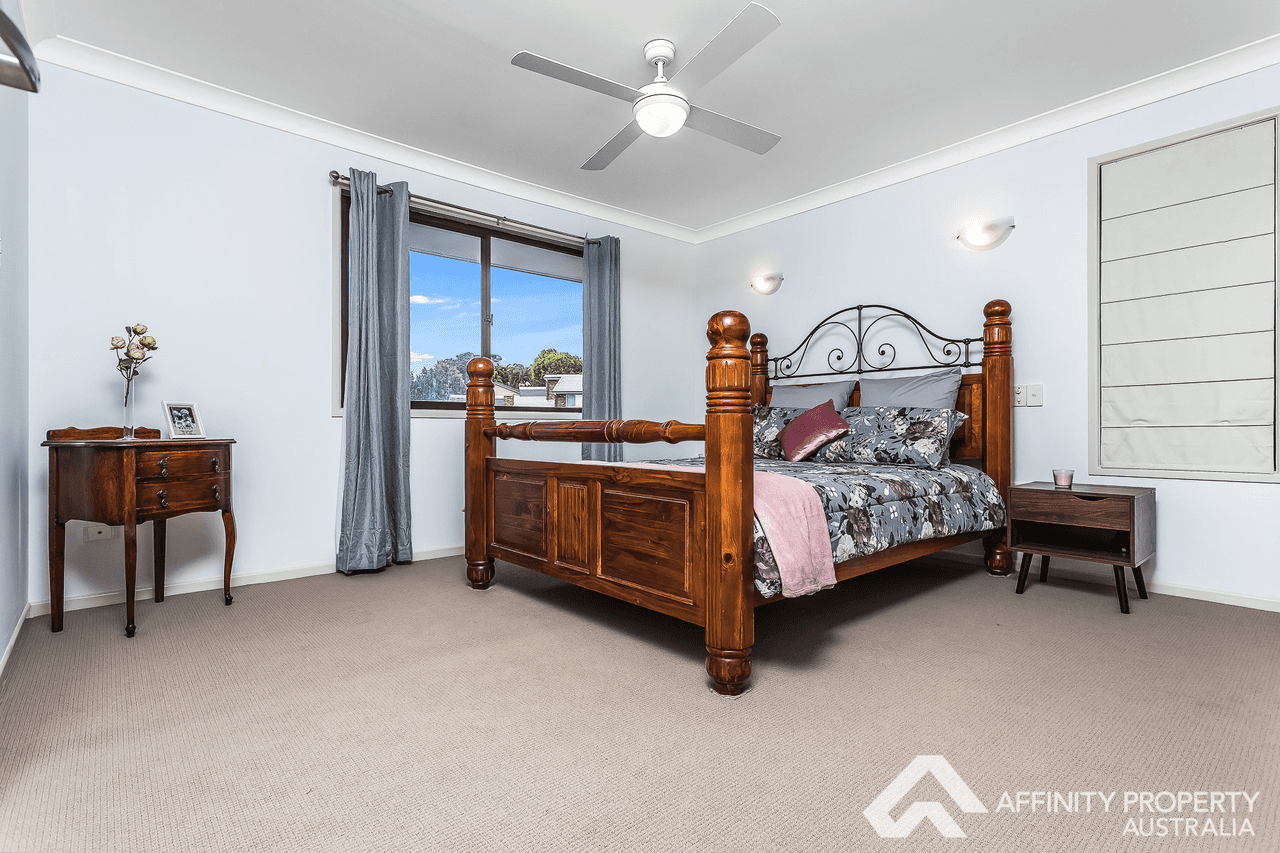 11 Denver Rd, CARSELDINE, QLD 4034