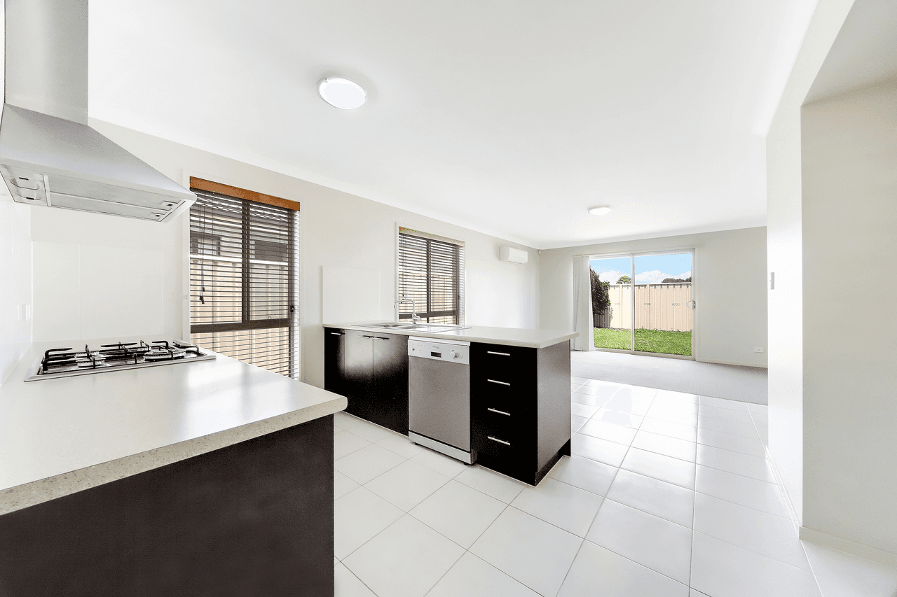 323 Fradd Road, MUNNO PARA WEST, SA 5115