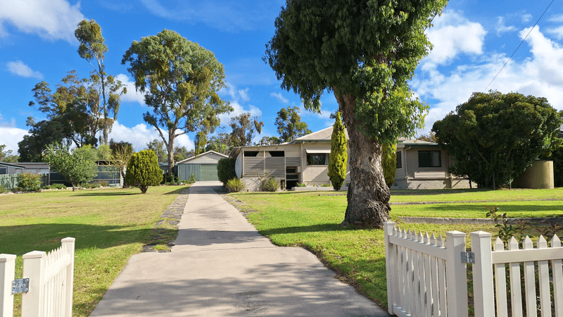 47 College Rd, Stanthorpe, QLD 4380