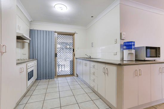 121 golden avenue, CALAMVALE, QLD 4116