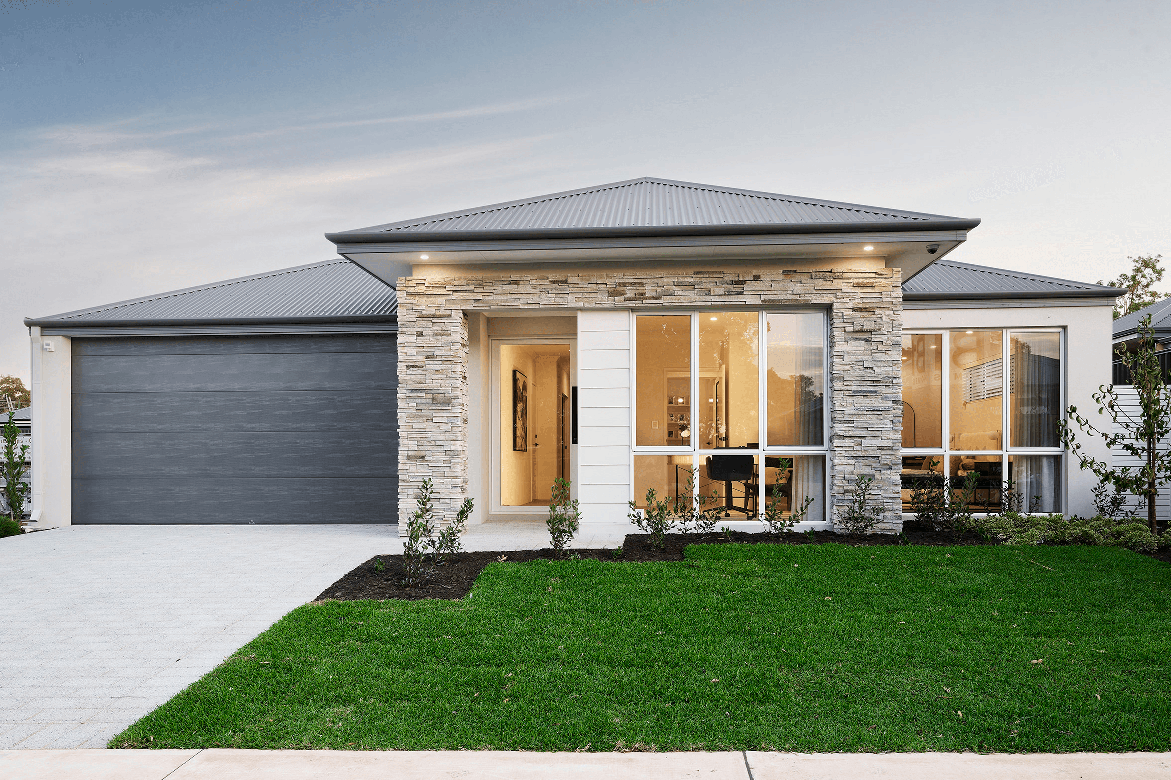 14 Rottnest Street, Bushmead, WA 6055